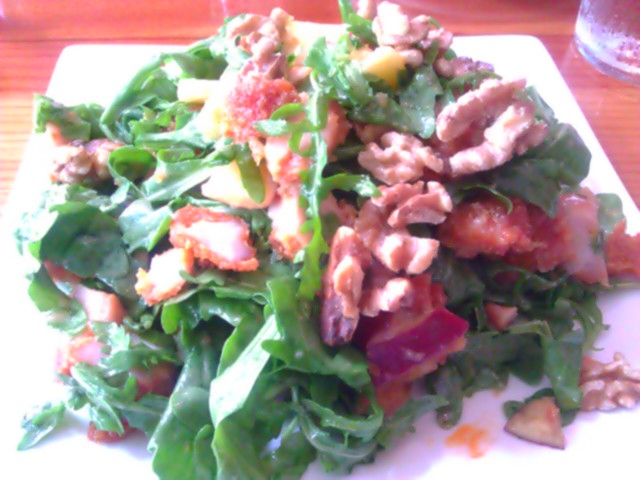 fried chicken with shinseki pears and walnuts fried chicken with shinseki pears and walnuts