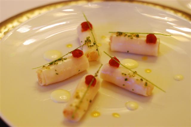Crabmeat in a Cannelloni of Squid - Pink grapfruit and seaweed chutney, almond ice-cream