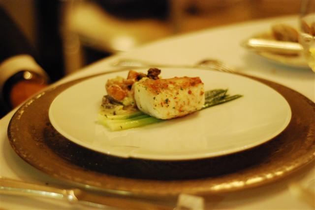 Steamed Cod with mild garlic and chorizo sausage