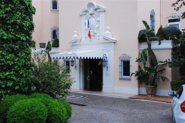 La Reserve - Entrance La Reserve - Entrance