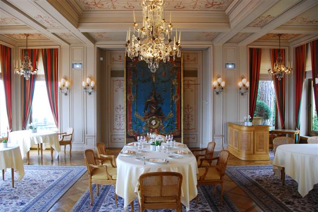 La Reserve - Dining La Reserve - Dining