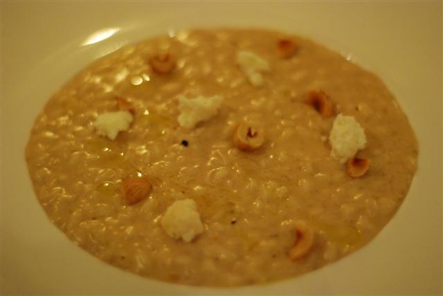 Le Risotto - - Risotto aux noisettes du Piedmont, citrons confits et Bagoss Hazelnut risotto, lemon confit, and Bagoss cheese Le Risotto - - Risotto aux noisettes du Piedmont, citrons confits et Bagoss Hazelnut risotto, lemon confit, and Bagoss cheese