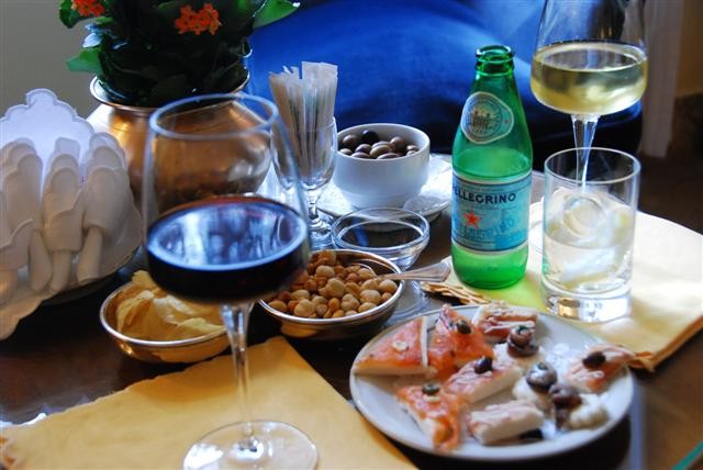 Grand Hotel Miramare - Prelude to Lunch in The Lounge