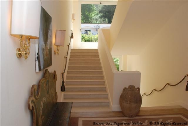 Capri Palace - Entrance to the Kandinsky Suite