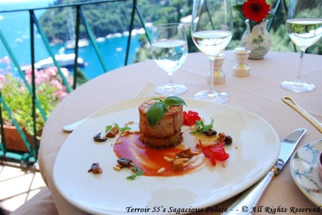 Medaglione di Coniglio con Pinoli e Olive Taggiasche 