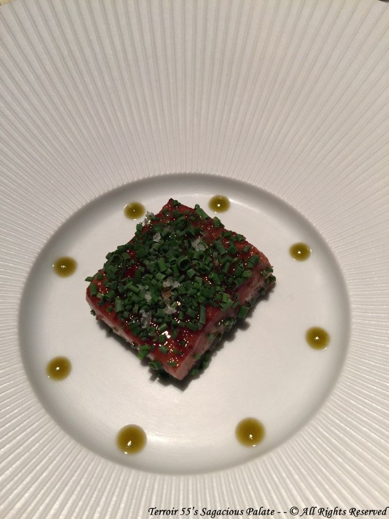 FOIE GRAS - caramelized sugar shell / braised leeks / chives