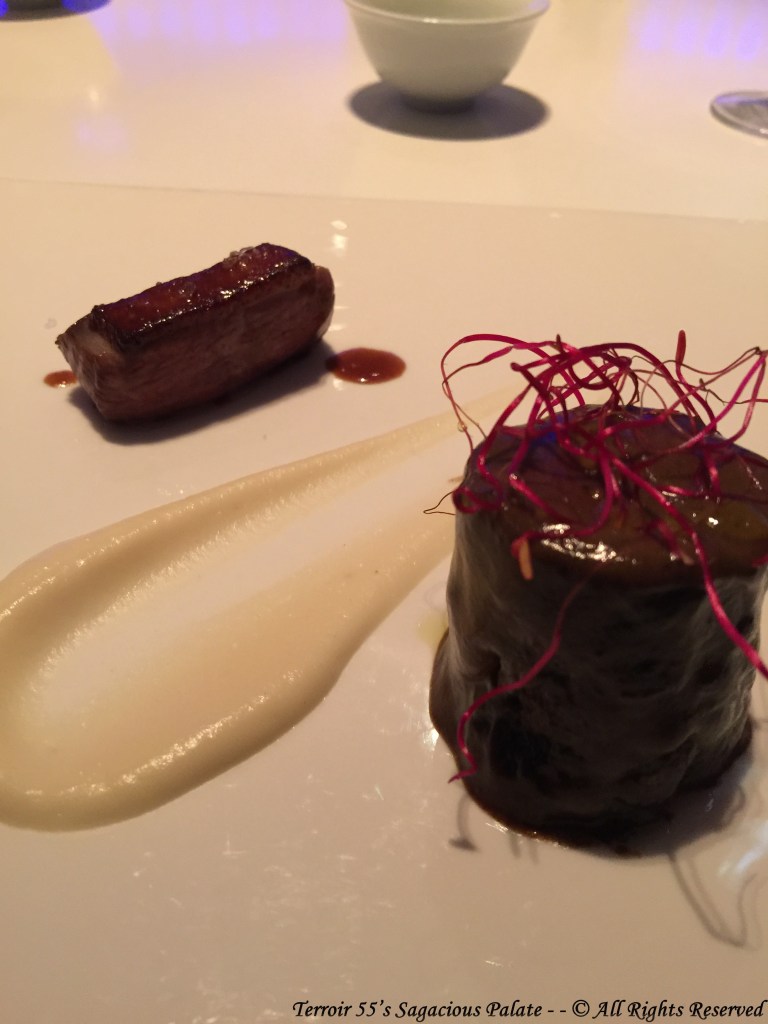 Pato Royale Con Cirulas Y Puré De Apio