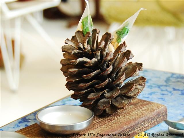 Transparent pesto ravioli