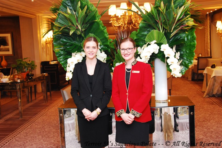 Emma (L'Abeille) and Léa (La Bauhinia)