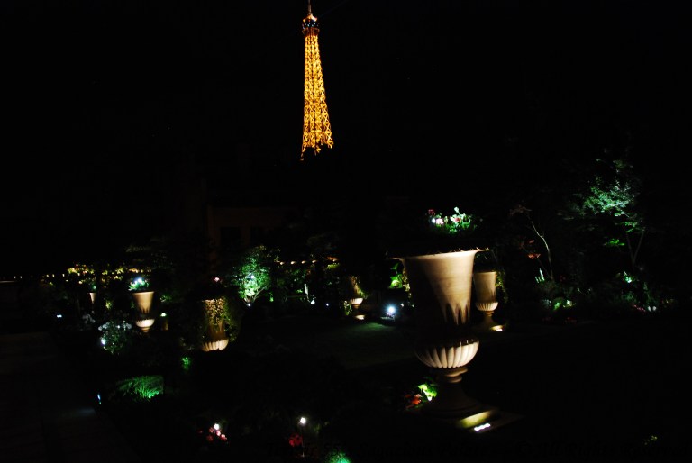 L'Abeille - The Garden