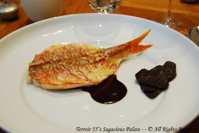 Rouget de l’ile d’Yeu en écailles, potiron, abats et jus civet